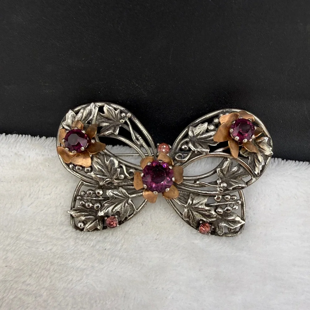 Vintage Butterfly Brooch Purple Rhinestone Floral Silver Tone Nature